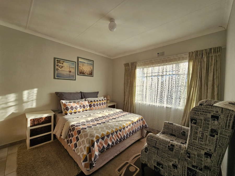 3 Bedroom Property for Sale in Vaalpark Free State